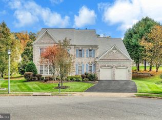 5273 Meadow Estates Dr, Fairfax, VA 22030