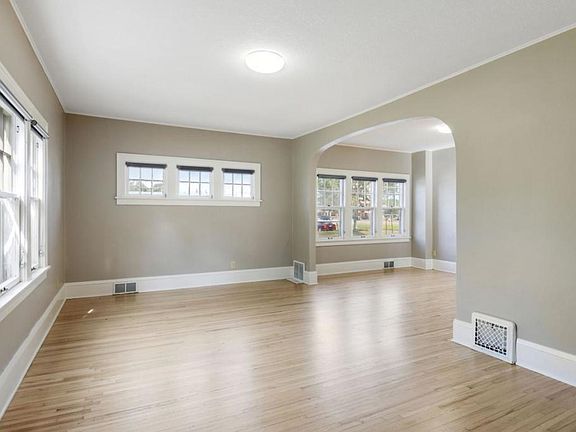 5th image of 1723 7th St S