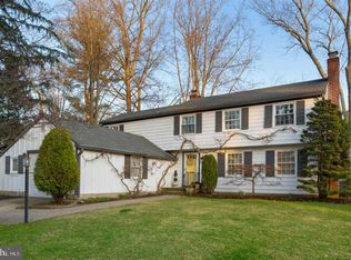 102 Warfield Rd, Cherry Hill, NJ 08034