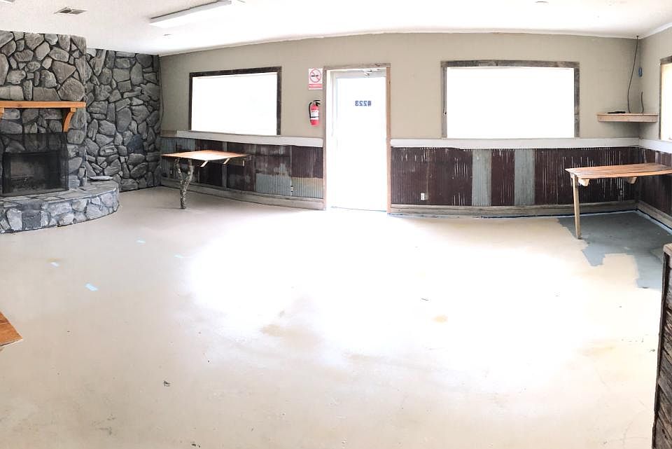 2nd image of 4223 Jonesboro Rd
