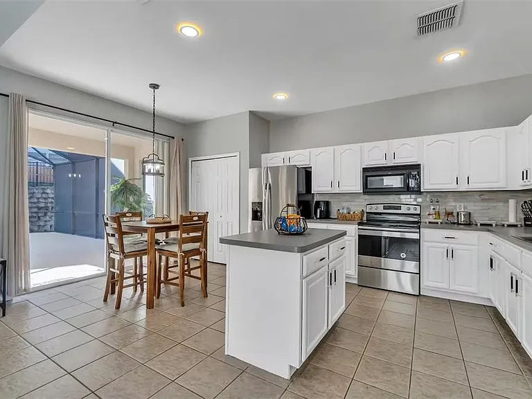 2801 Lido Key Ct — Photo 23