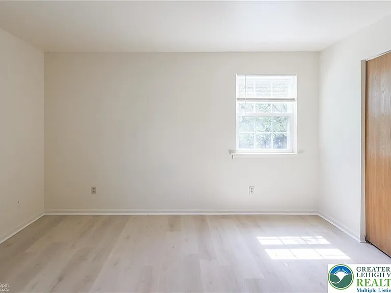 1464 Cedar Crest Blvd #18 — Photo 19