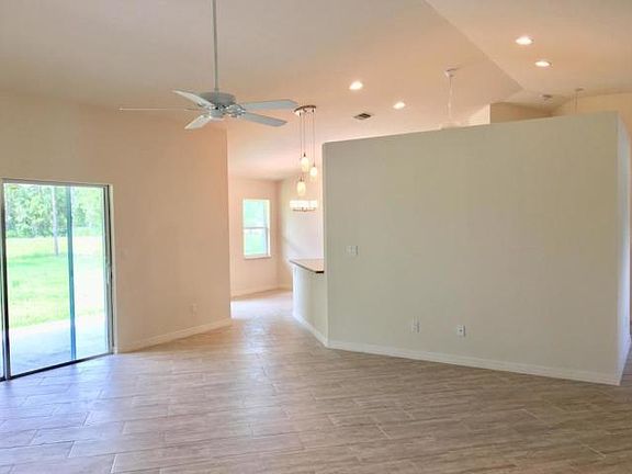 5th image of 5844 NW Leghorn Ave