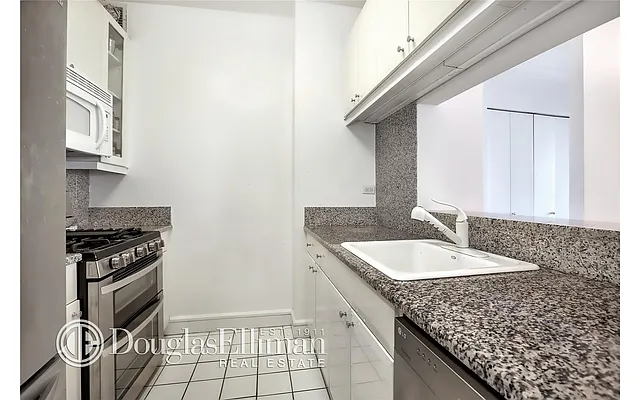 Sold by Douglas Elliman | media 11