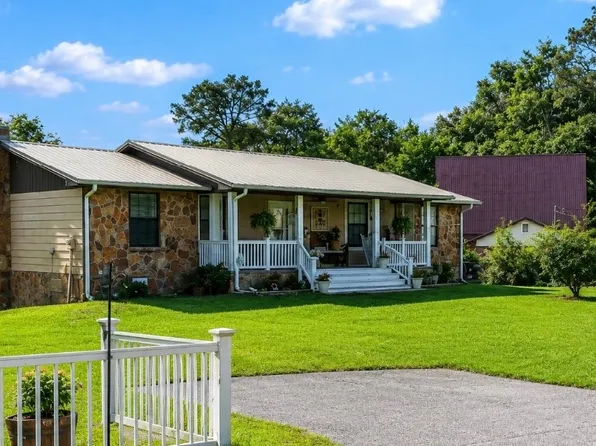 233 SE Jonathan Way, Lake City, FL 32025