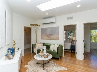 5530 College Ave #303, Oakland, CA 94618