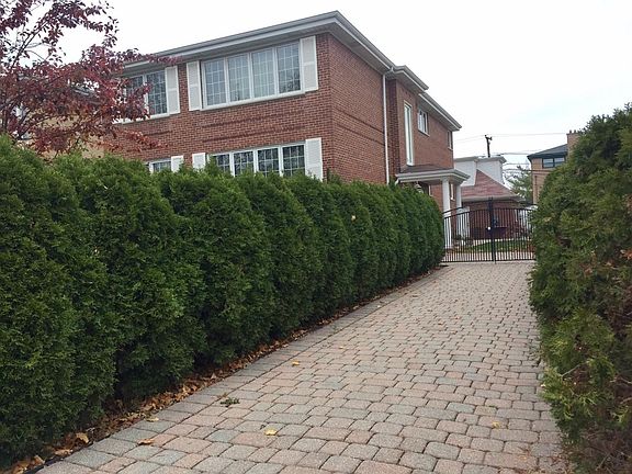 3rd image of 3316 W Columbia Ave #1
