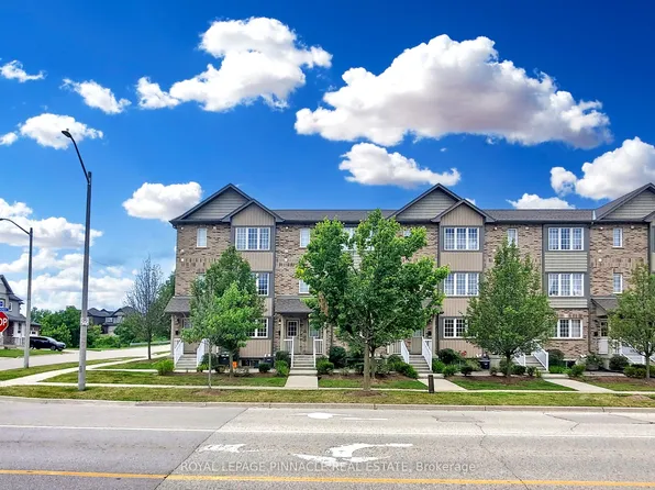 275 Old Huron Rd #3, Kitchener, ON N2R 1P9