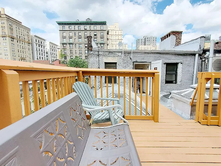 271 W 90th St #15 — Photo 1