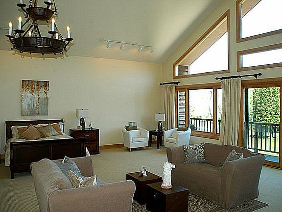 Master Bedroom Suite