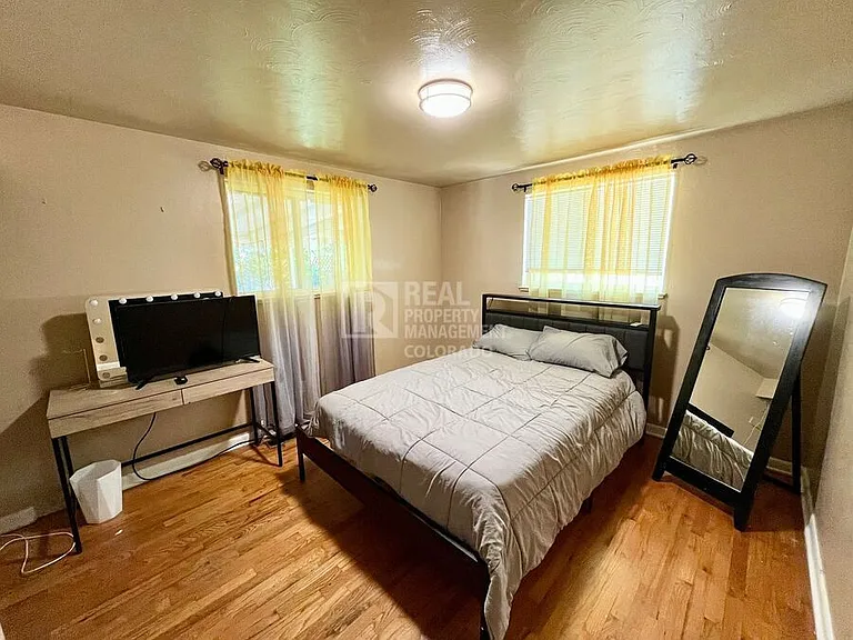 1711 Uinta St — Photo 7