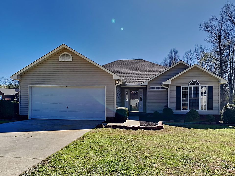24 Canter Field Ln, Lugoff, SC 29078 Zillow