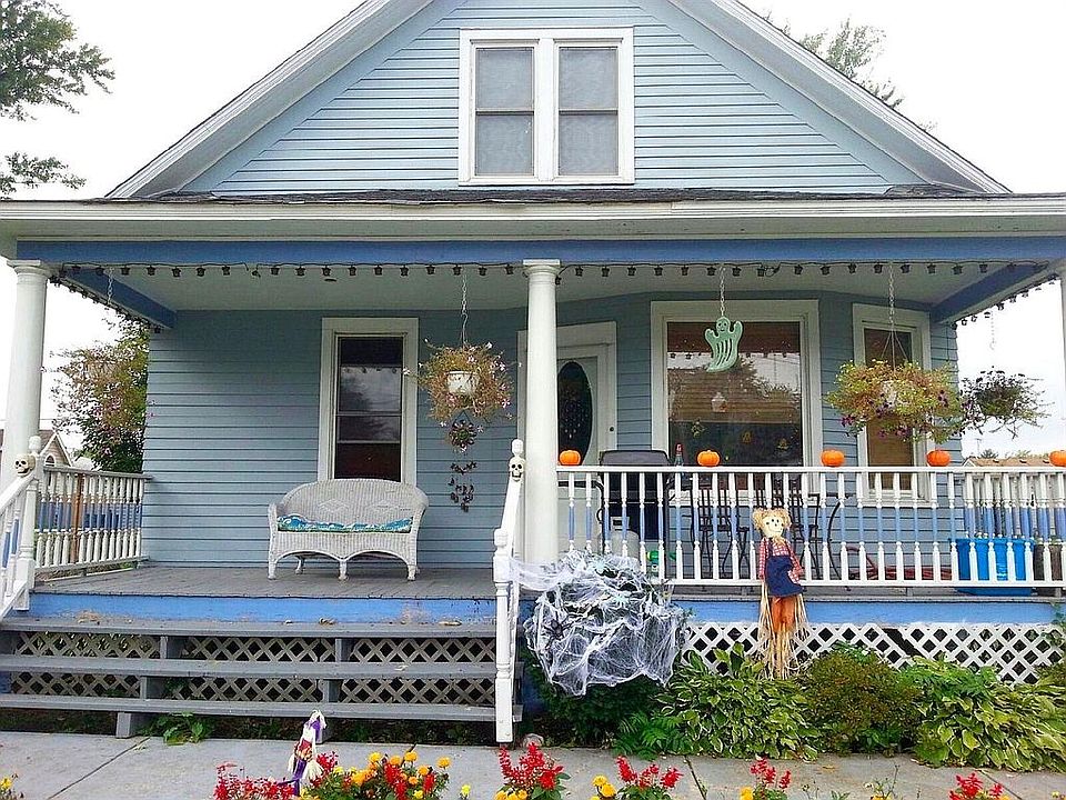 Huge Covered Porch