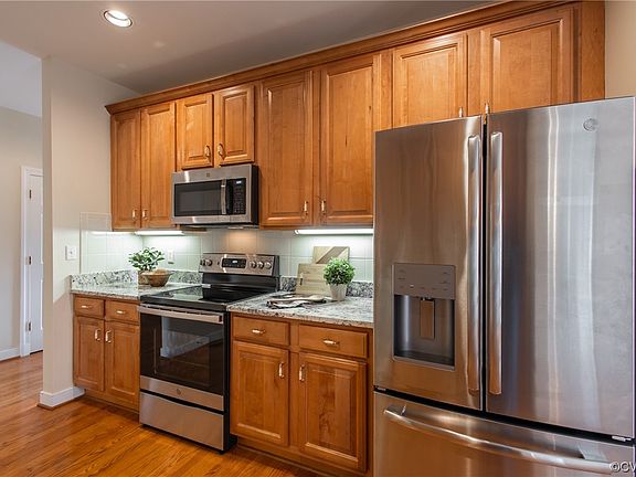 4th image of 5908 Lakemere Dr