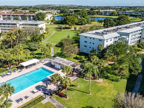 2803 Victoria Way #H2, Coconut Creek, FL 33066