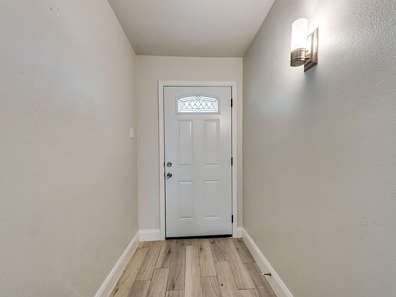 2nd image of 5120 S Colony Blvd