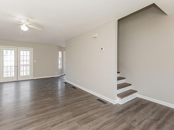 3rd image of 1910 Old Rex Morrow Rd