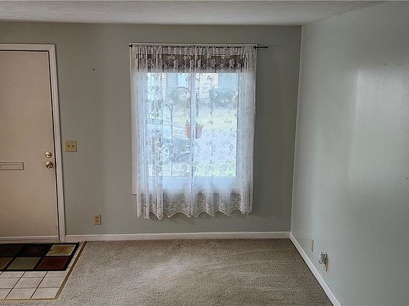 3rd image of 1651 Mentor Ave APT 2903