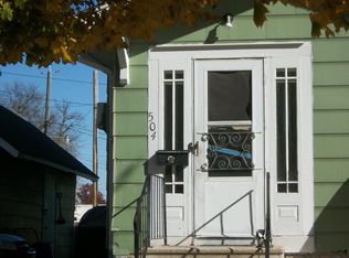 504 9th St NE, Austin, MN 55912