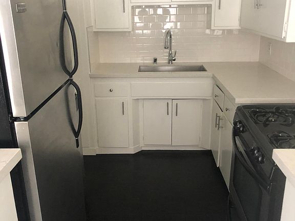 2nd image of 646 S Barrington Ave APT 107
