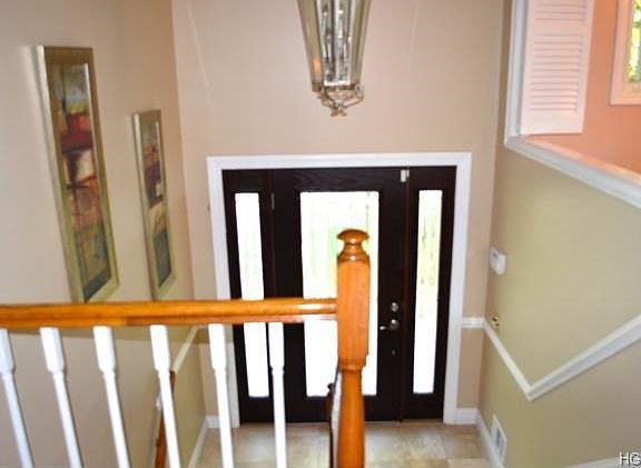 3rd image of 35 Campbell Avenue