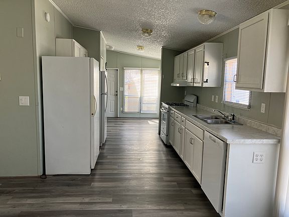 5th image of 3232 S Clifton Ave Lot 578