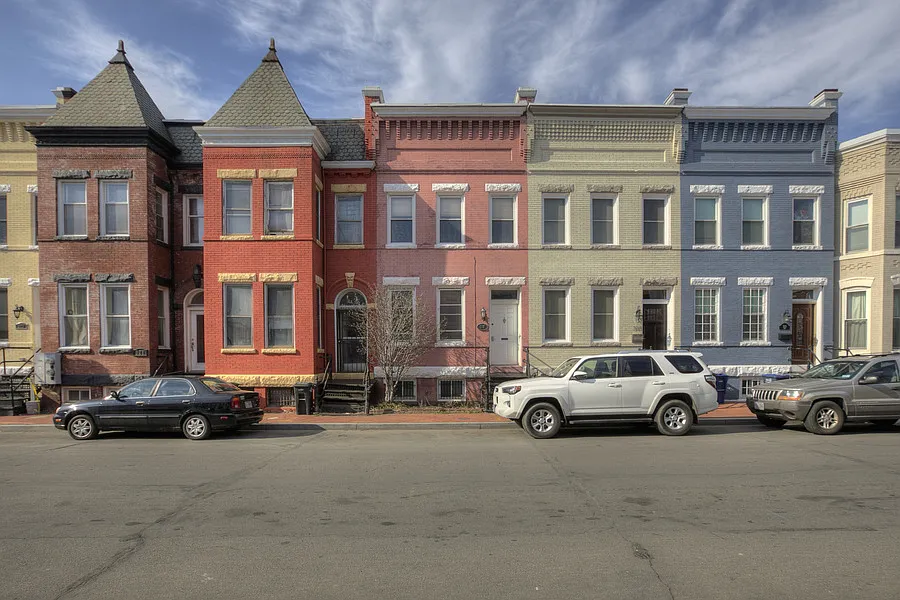 Lovely Living in LeDroit Park! — Photo 2
