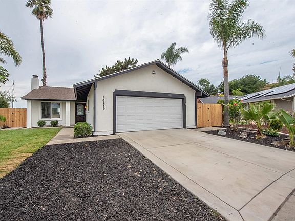 2nd image of 13186 Avenida Del General