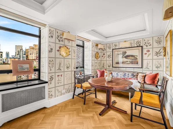 44 East 67th Street image 4 of 10