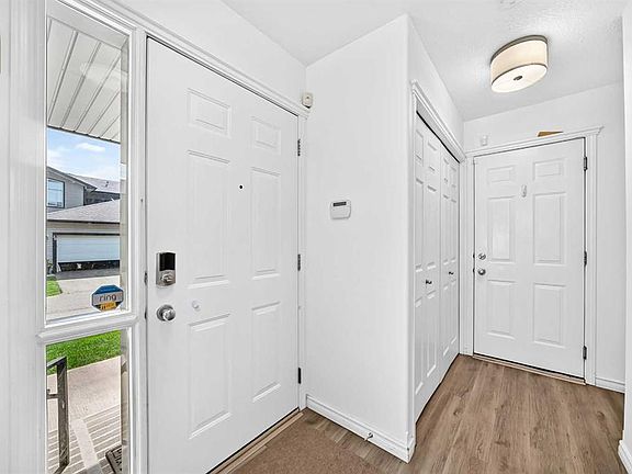 3rd image of 102 N Canoe Sq SW #35
