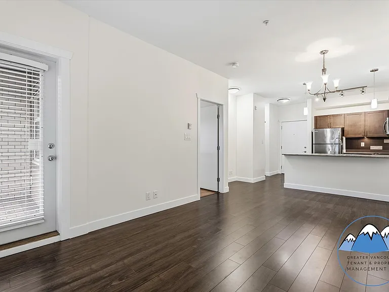 13468 King George Blvd — Photo 10