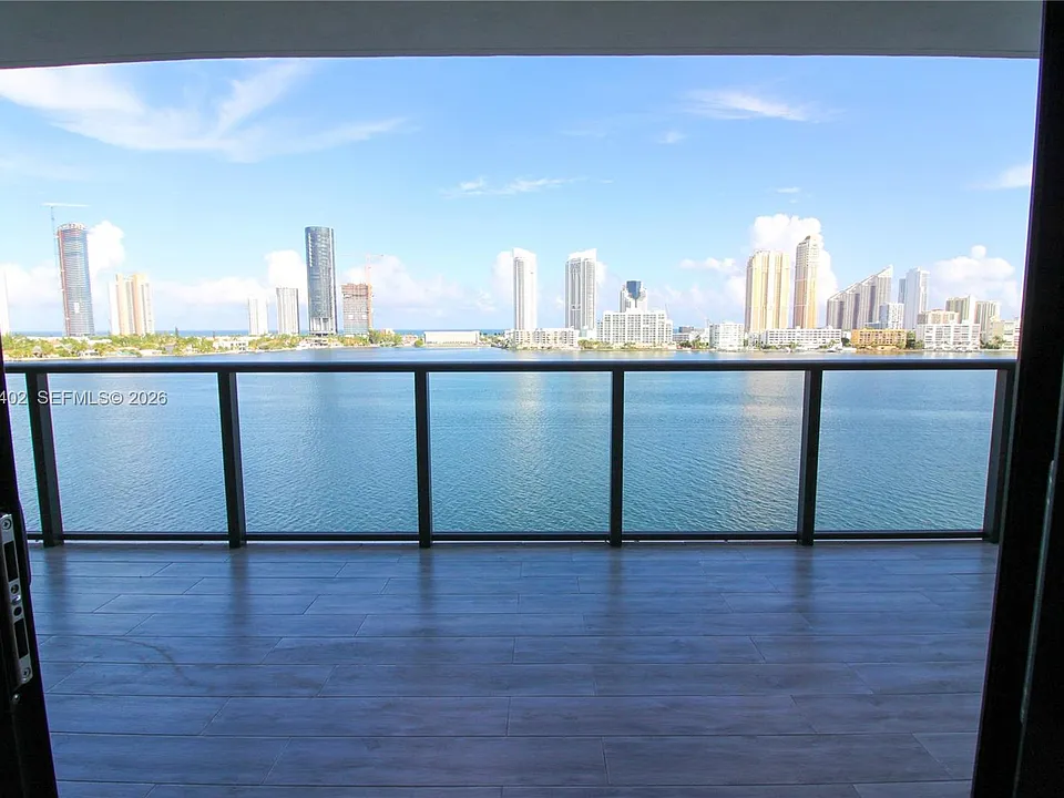 5000 Island Estates Dr #606