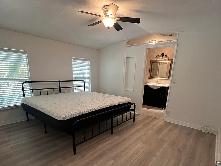 168 Sunset Ln — Photo 6