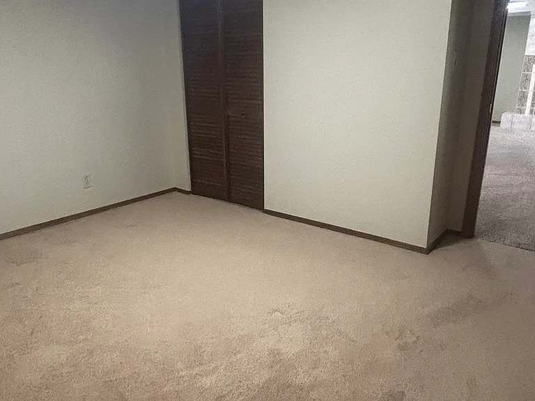 7718 Butternut Ct — Photo 14