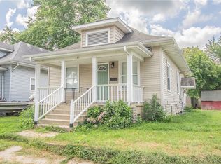 721 N 19th St, Mattoon, IL 61938