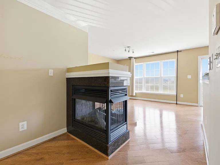 4473 Beacon Grove Cir #B — Photo 12