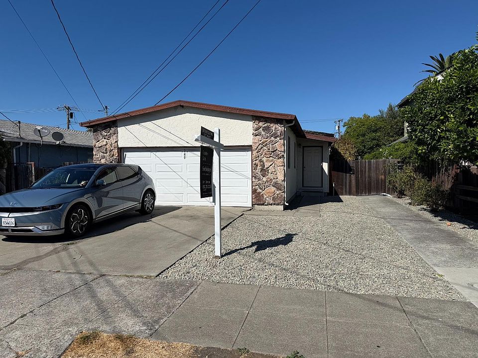 1st image of 349 Spring St