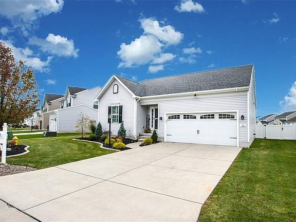 4th image of 42 Skylark Ln