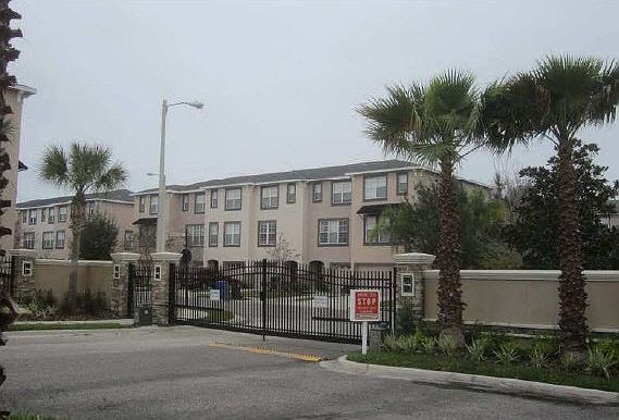 1st image of 2504 Lexington Oak Dr