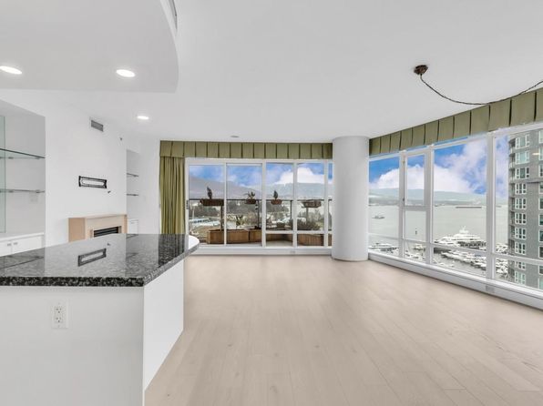 2 bedroom rental in Vancouver — photo 11