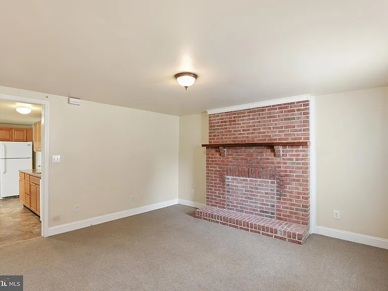 4 Thorn St — Photo 9