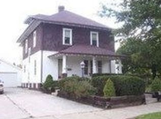 403 N 4th St, Marshalltown, IA 50158