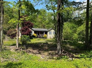 89 Wilderwood Dr, Guilford, CT 06437
