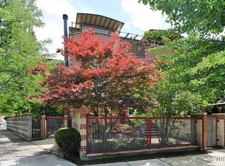 1401 W Berteau Ave APT G, Chicago, IL 60613