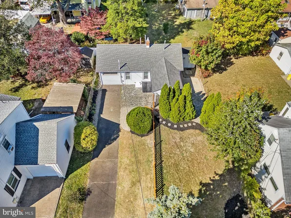 1445 Cedar Ln, Hamilton, NJ 08610