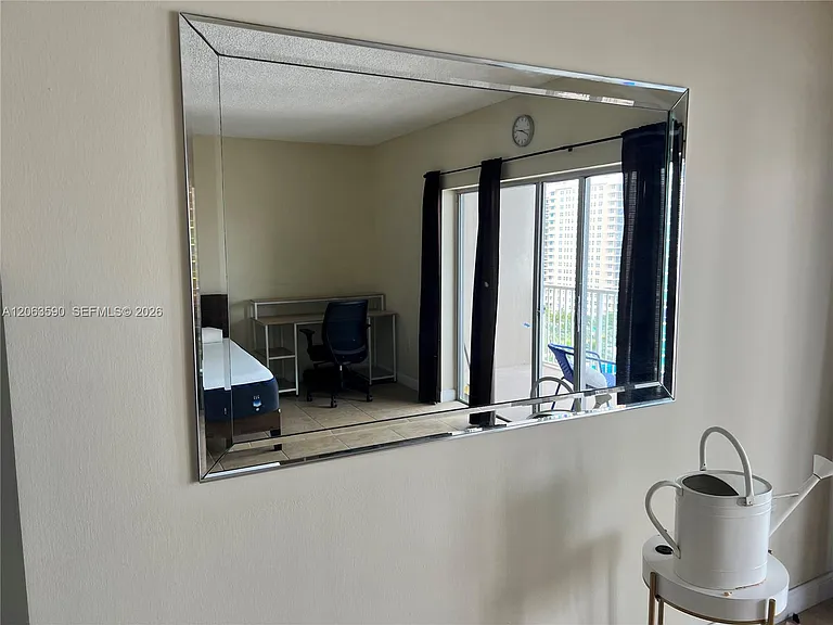 1965 S Ocean Dr #11H — Photo 6