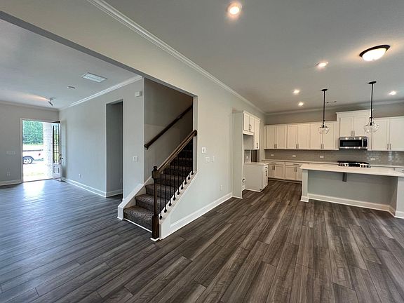 5th image of 2645 Whistler Way