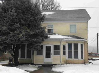 702 Elk St, Sabula, IA 52070