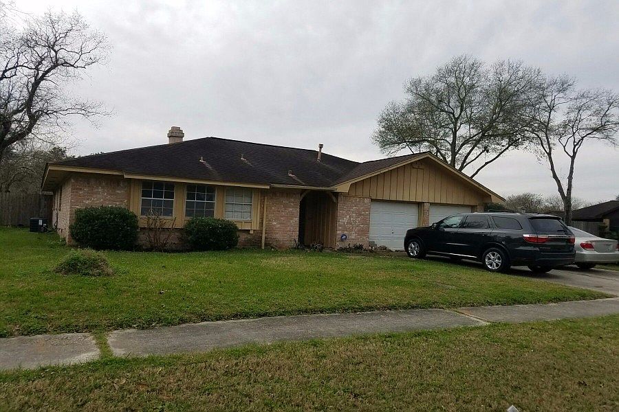 1st image of 16263 Hollow Wood Dr