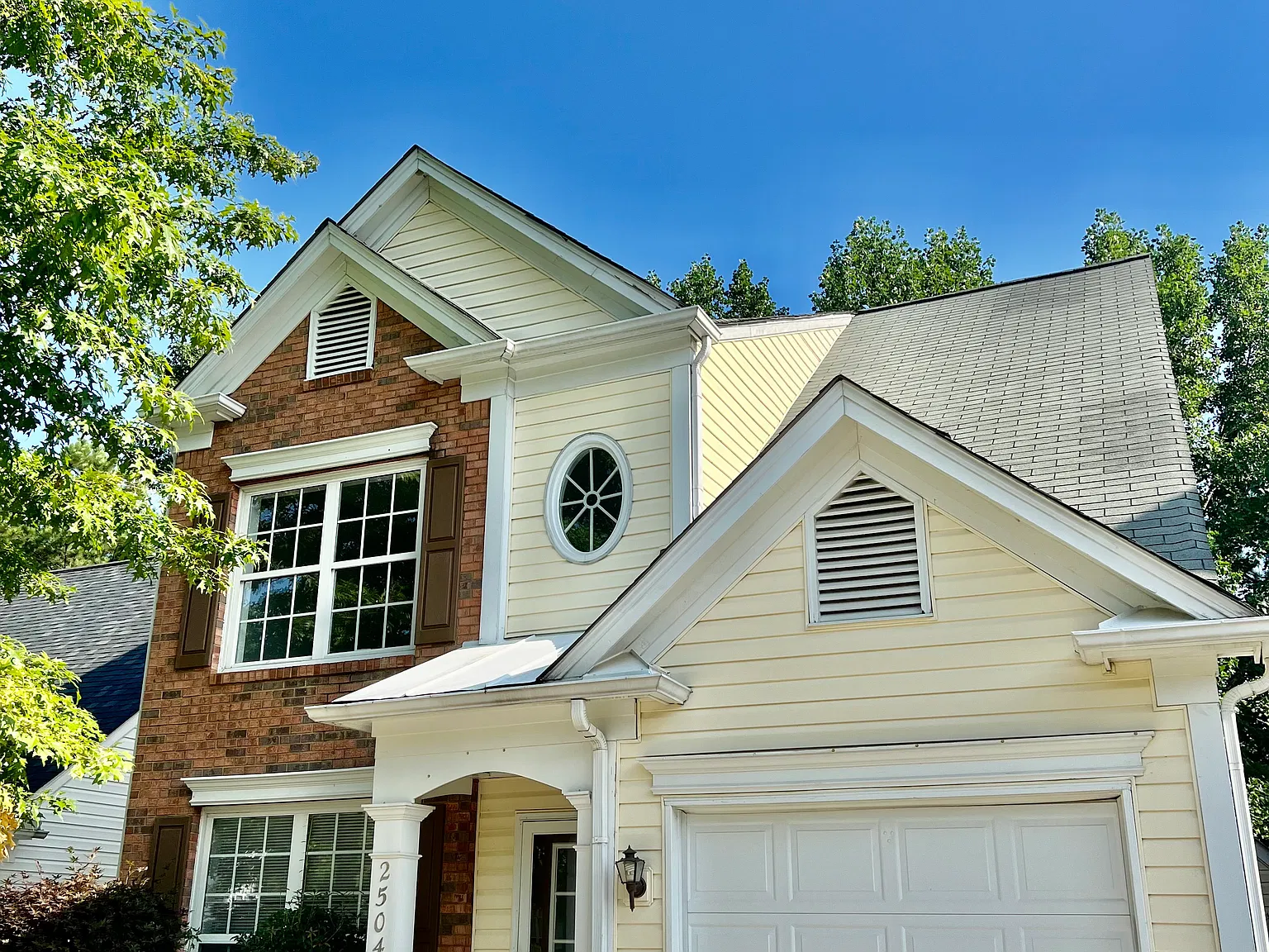 3 bed, 2.5 bath, 1468 sqft, $2,590 — Photo 3